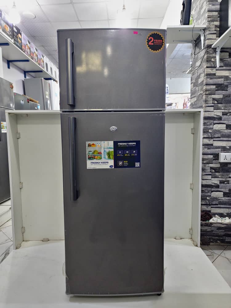 Mr Uk 212 | 2-Door Refrigerator Fridge 106L 1 Mr Uk 212 | 2-Door Refrigerator Fridge 106L