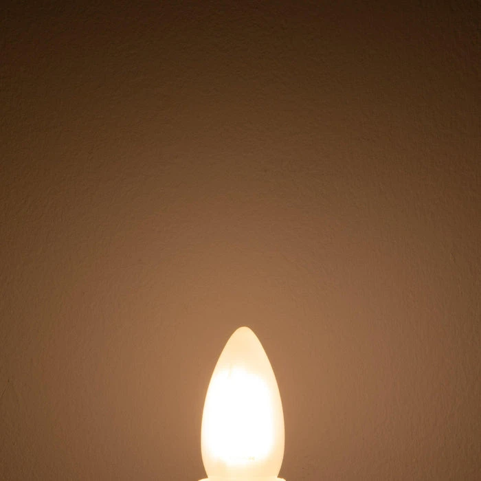 Tronic 4 Watts Candle Frosted Filament Led Warm White E14 (Small Screw) Bulb 5 Tronic 4 Watts Candle Frosted Filament Led Warm White E14 (Small Screw) Bulb