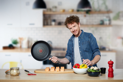 Tefal Unlimited Frypan 32Cm Nonstick Induction G2550802 Aluminium Material Heat Indicator Thermo Signal Titanium Coating Made In France 4 Tefal Unlimited Frypan 32Cm Nonstick Induction G2550802 Aluminium Material Heat Indicator Thermo Signal Titanium Coating Made In France